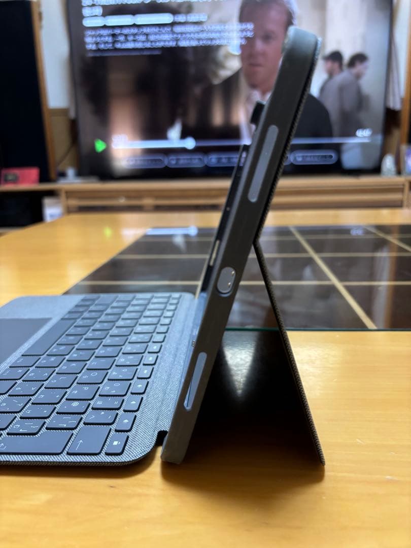 iPad10.9インチ用　Logicool コンボタッチ iK1095GRA