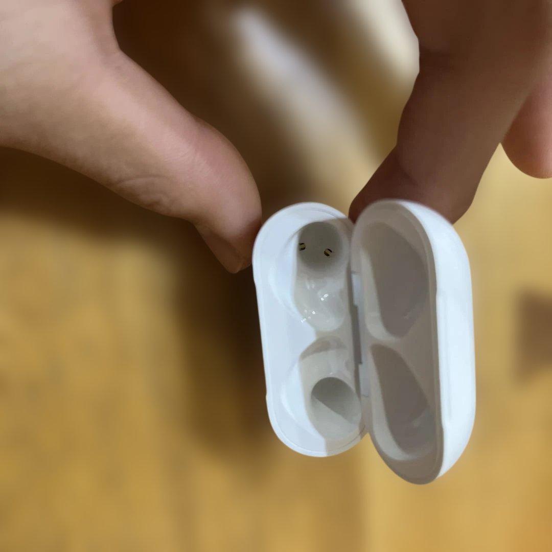 AirPods本体 YUSEIS刻印