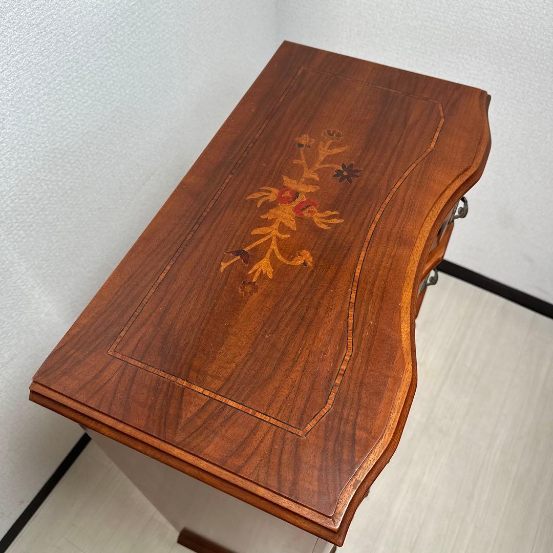 イタリア製 チェスト 5段5杯 象嵌細工 象嵌 金属取手 猫脚 i4※