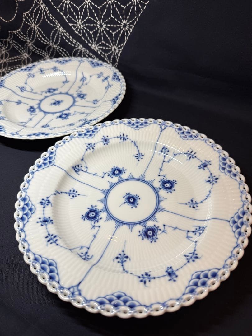 ロイヤルコペンハーゲン ブルーフルーテッド プレート フルレース 25cm 2枚