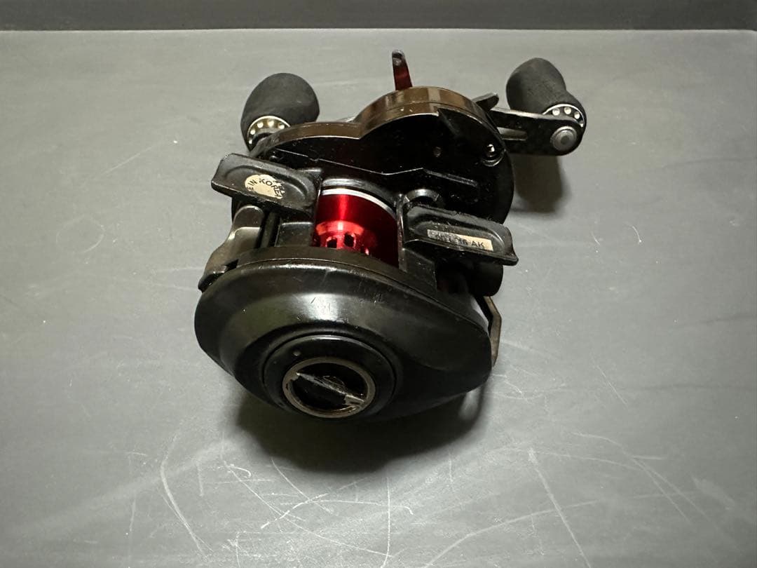 アブガルシア　レボエムジーエクストリーム　mgextreme右巻き 限定モデル