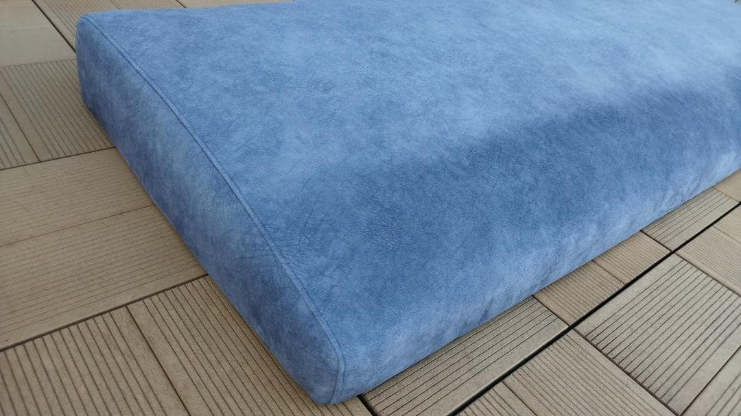 【美品】ナガノインテリア　friendly!!　座クッション 　グレーAF832