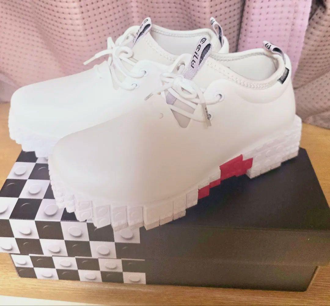 チルブロックソールスニーカー