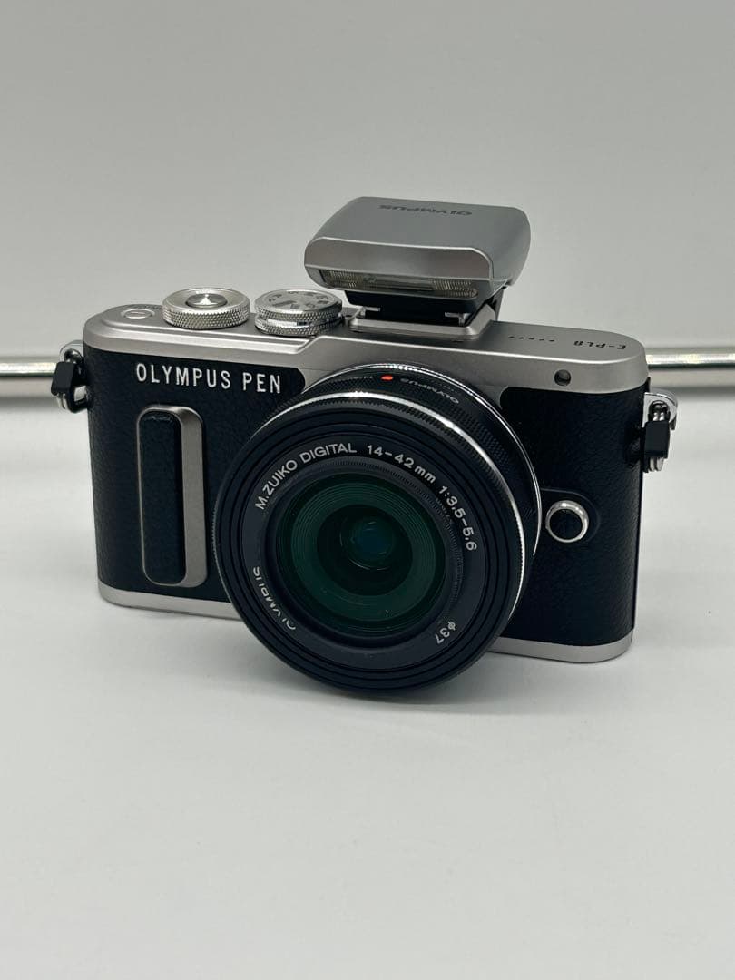 【シャッター132回】OLYMPUS PEN E-PL8 レンズキット#137