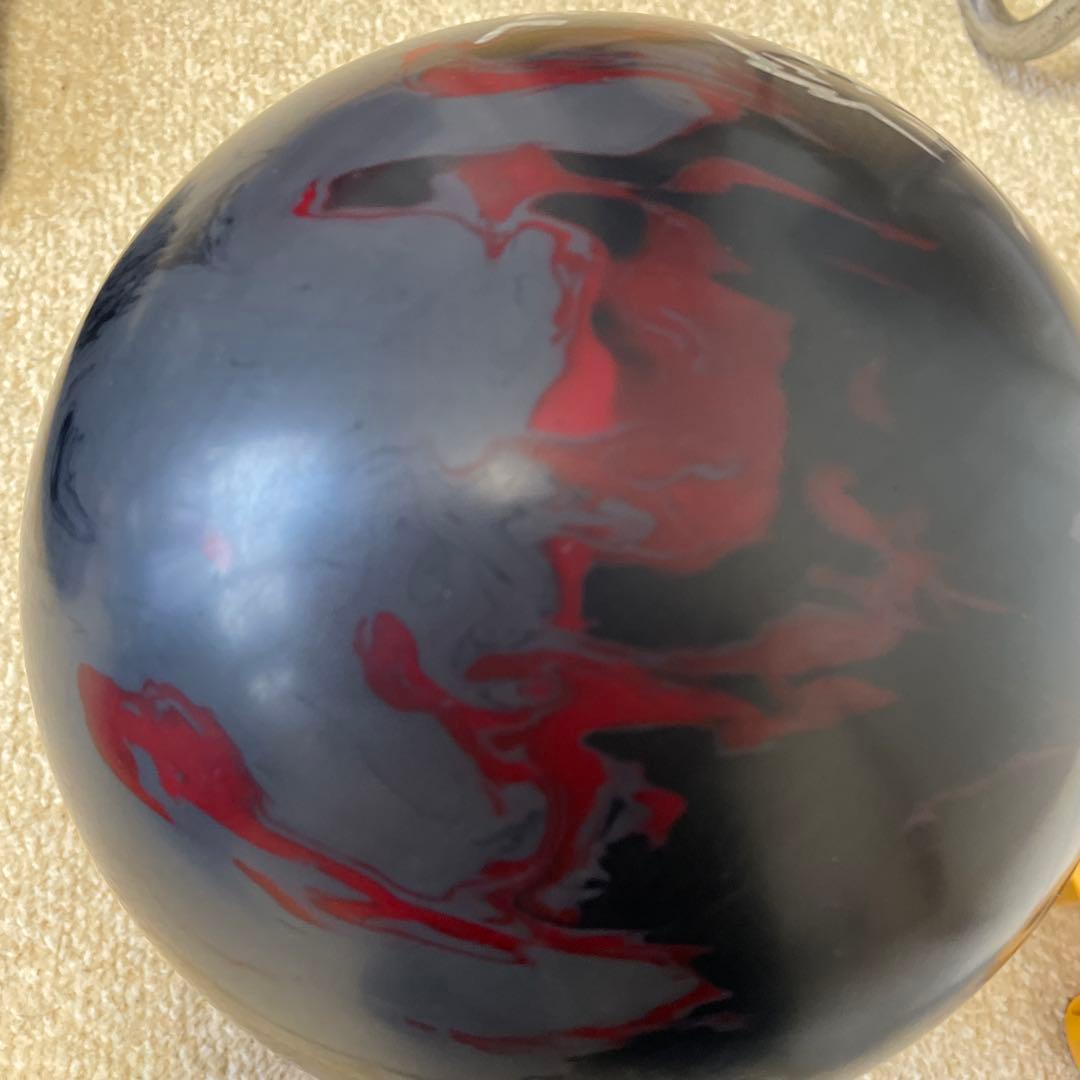 MOTIV Jackal ボウリングボール　月３２ゲーム程半年間使用6.８キロ