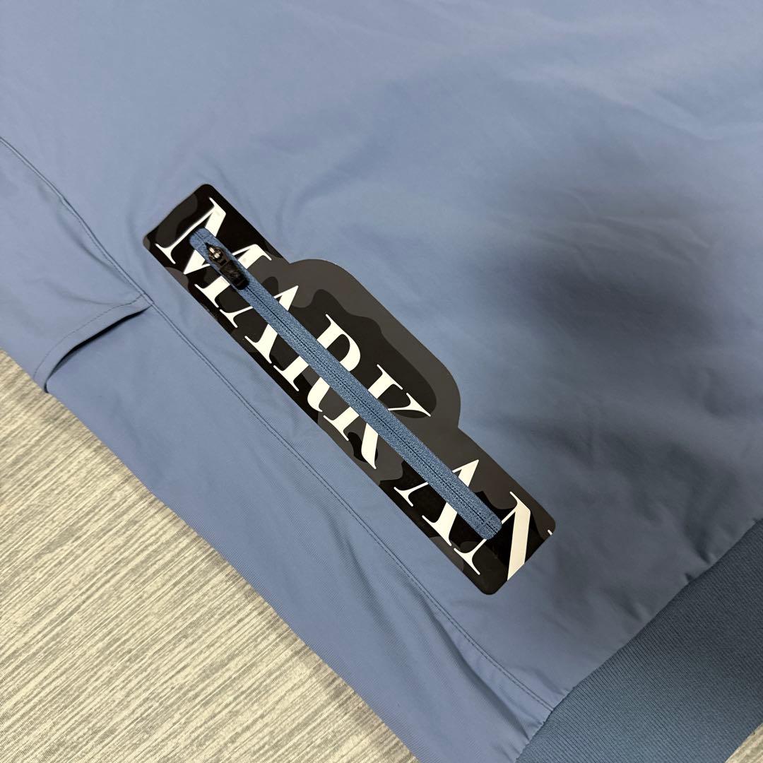 美品　MARK&LONA マークアンドロナ　プルオーバー　ウィンドブレーカー46