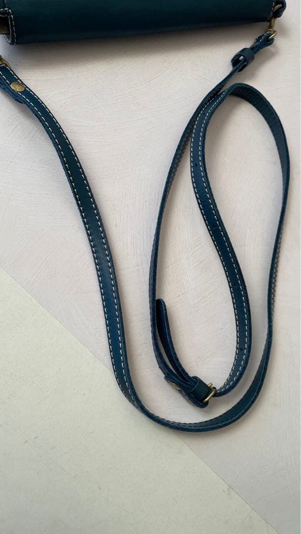 【値下げしました】キソラ⭐︎ネイビー レザー ショルダーバッグ