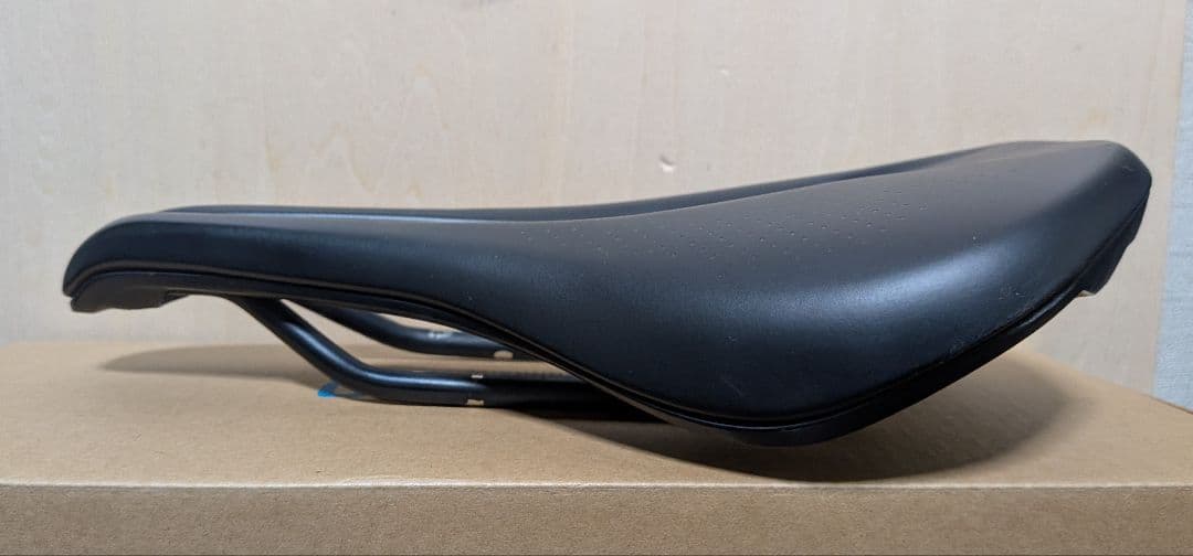 Specialized サドル 130mm