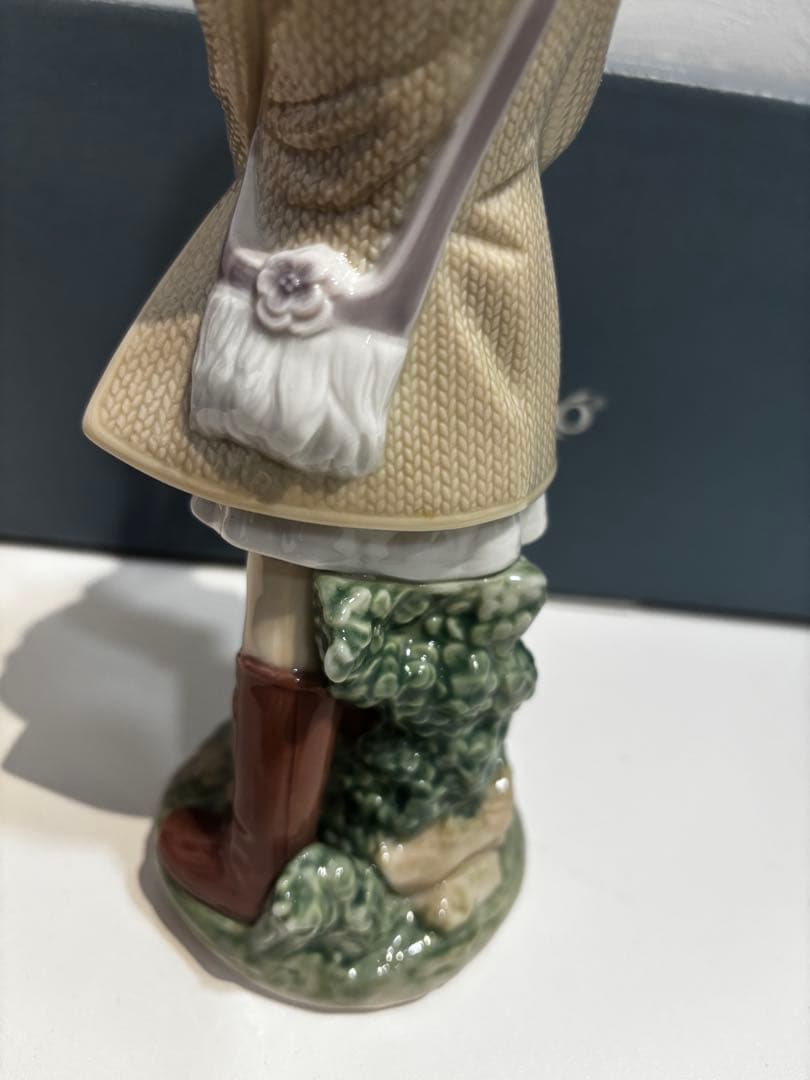 【絶版 】リヤドロ　モーニングメロディー　フィギュリン　陶器　箱付き　20cm