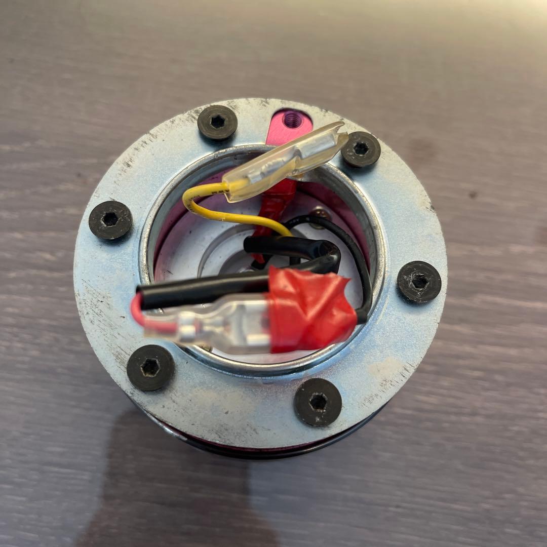 NRG Innovations ステアリングハブ ピンク/ブラック