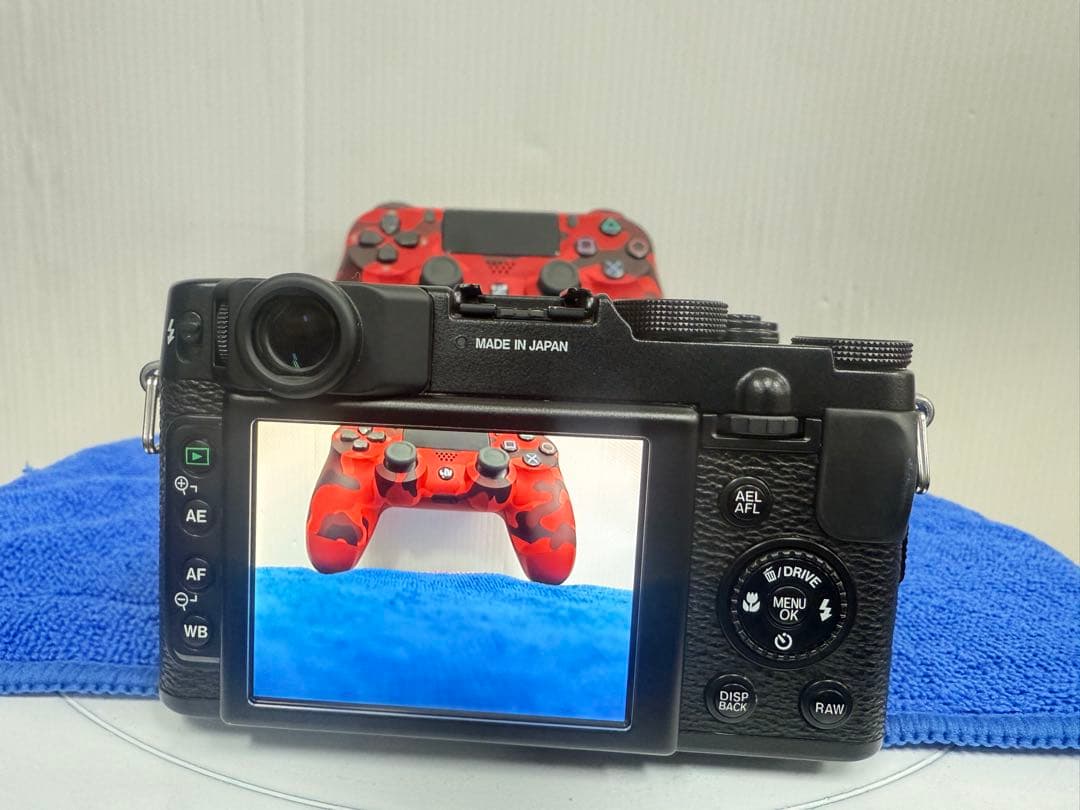 FUJIFILM X10 デジタルカメラ