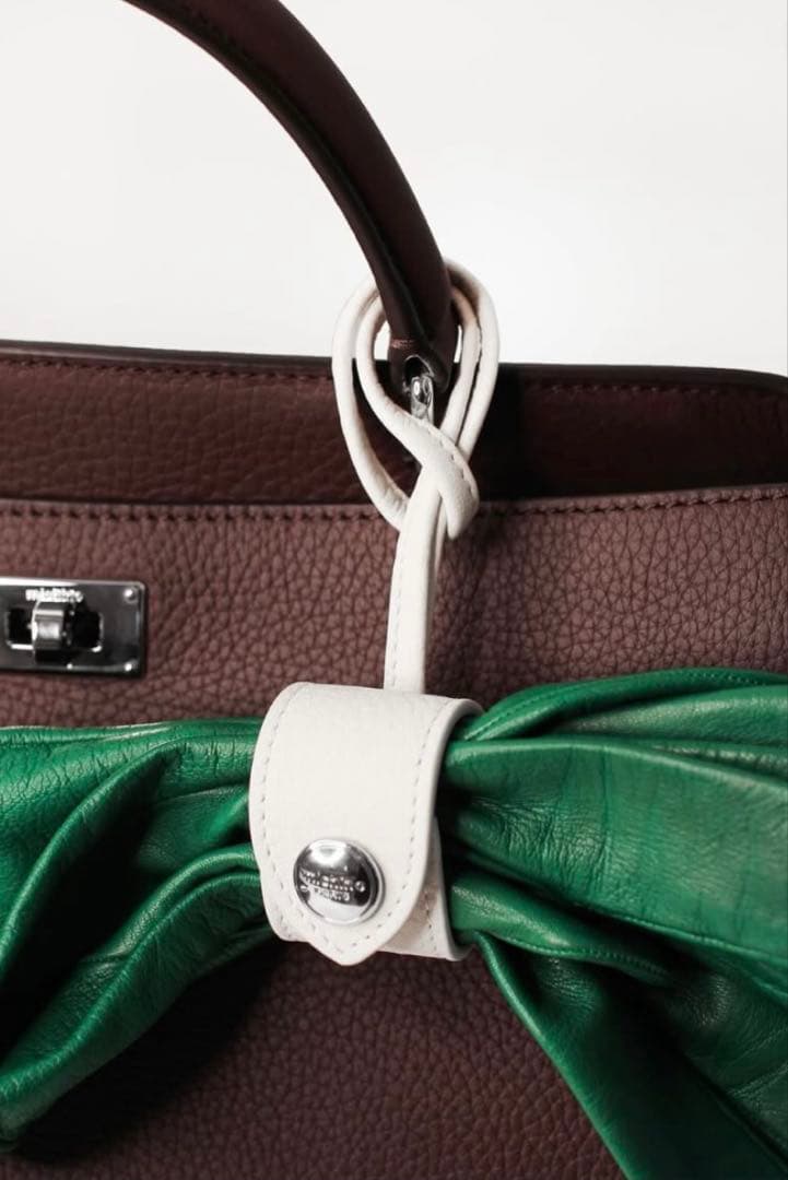 新品☆ミチノパリ　グローブホルダー　キャメル色　ルテス オデオン