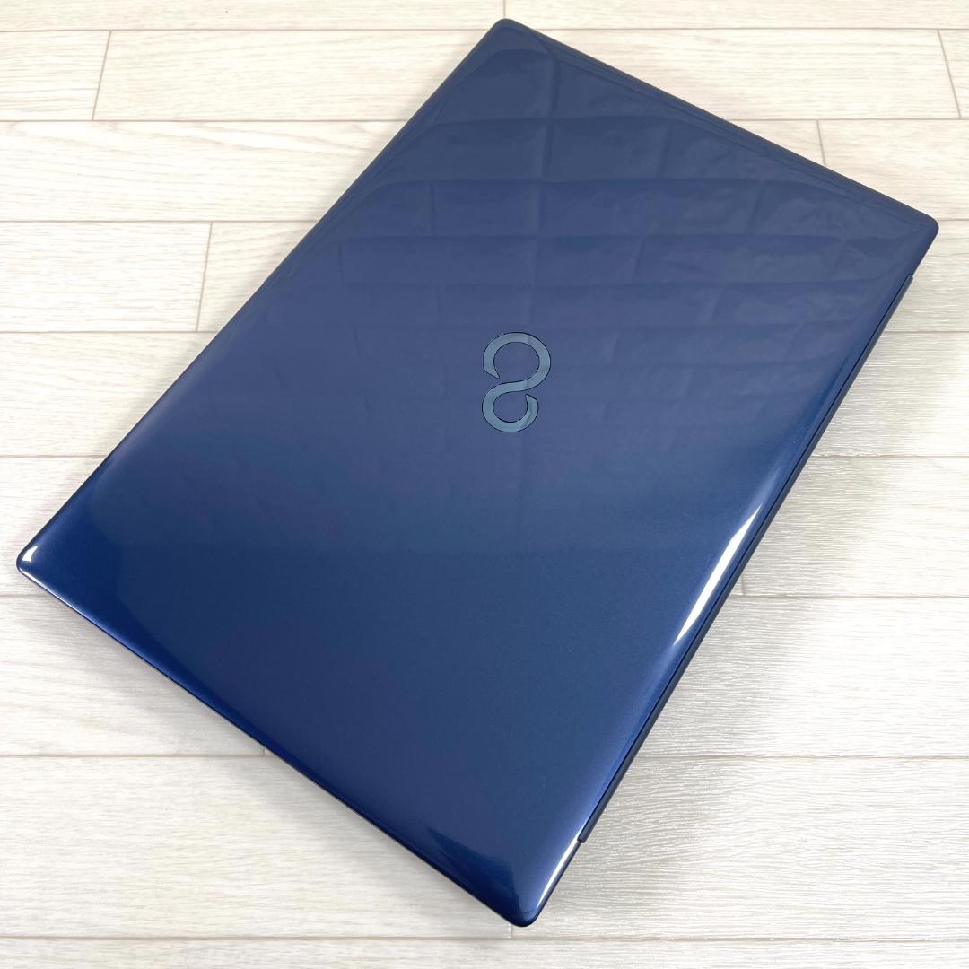 富士通 第9世代 i7 新品SSD512＋HDD メモリ16 ノートパソコン