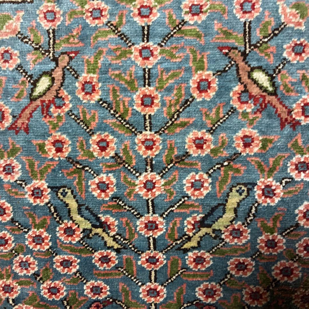 トルコのカイセリ産シルクの花と鳥柄の手織マット