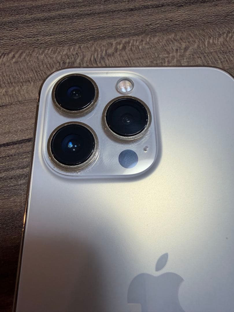 iPhone 13 Pro 256GB ゴールド　割れ傷あり