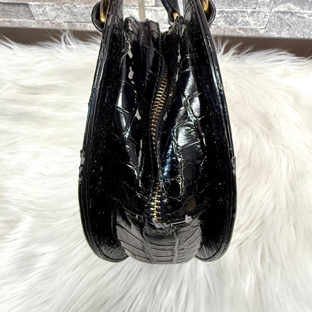 ゆ*こ様 ヴィヴィアンウエストウッド レザーハートハンドバッグ 金オーブロゴトー