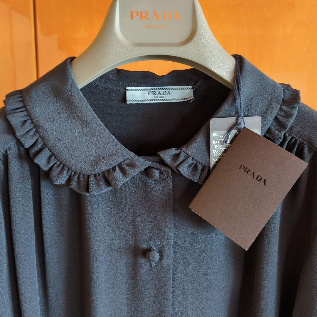 ★PRADA 新品タグ付きシルクネイビー 長袖シャツ フリル付き