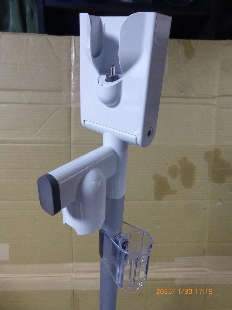 純正フロアドック付属　ダイソンSV18　動作確認済みの美品　エコモード47分