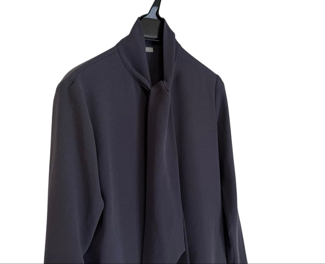 セオリーリュクス　ボウタイ　ブラウス　シャツ　ブラウス　チャコールグレー