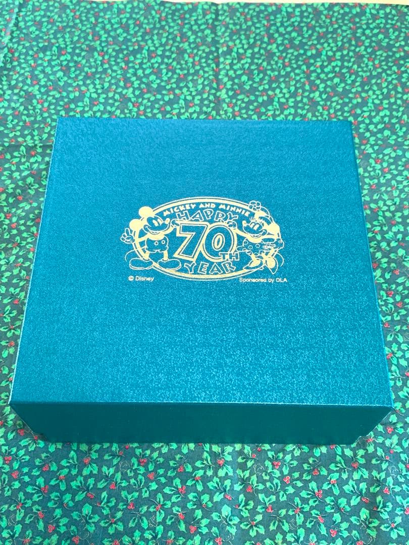 ミッキー&ミニー 70周年プレート ディズニー Disney 食器 皿 ソーサー