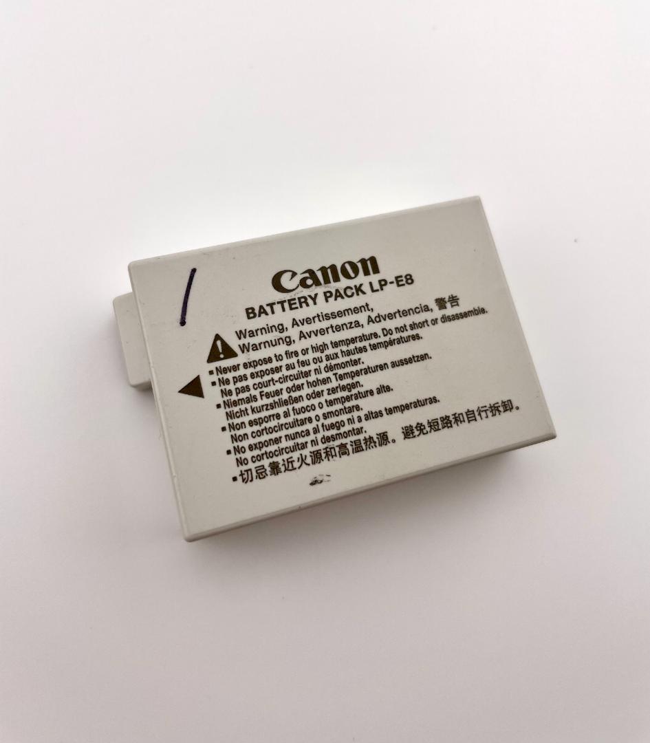 Canon キヤノン EOS Kiss X7i ボディ デジタル一眼レフカメラ