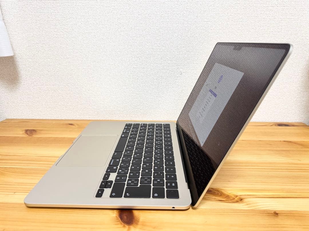 MacBook Air M2 16GB 256GB スターライト
