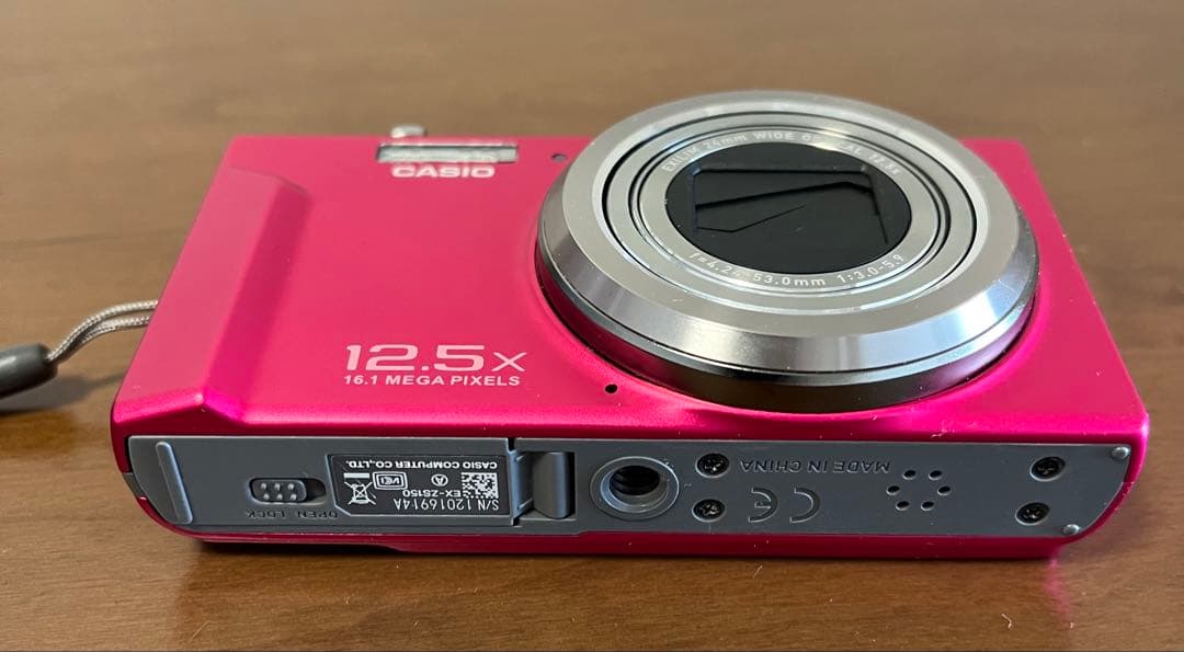 レトロ！コンパクトデジカメ　CASIO EXILIM EX-ZS150 ピンク
