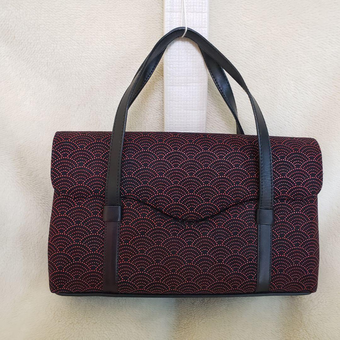 美品★印伝屋★和装用バッグ 黒と赤の扇模様 送料込み