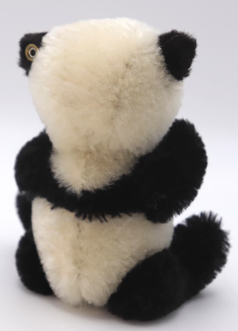 Steiff 北京PANDA 1,000体日本限定品ぬいぐるみ 約18cm
