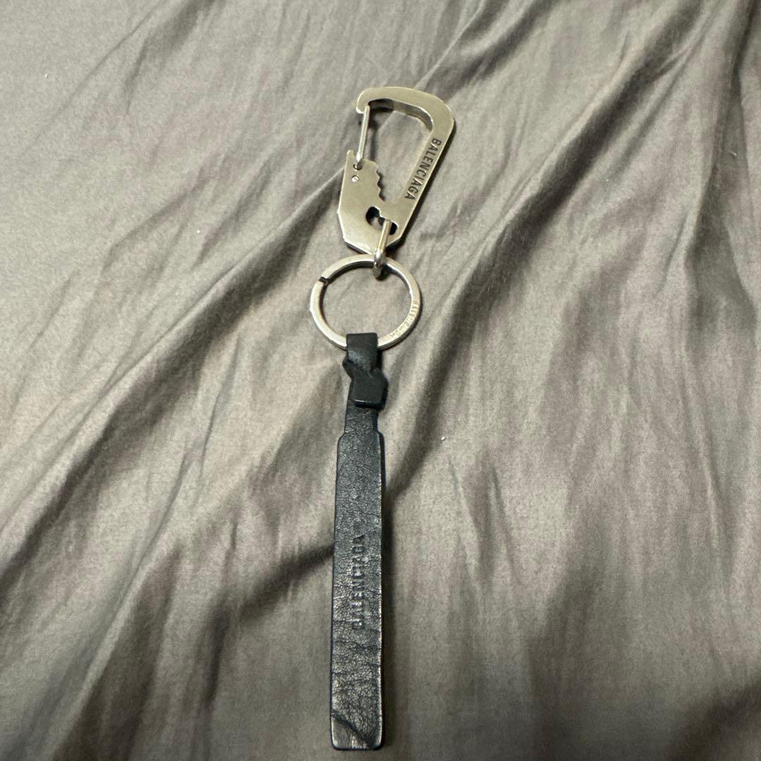 BALENCIAGA NASAコラボ　カラビナ キーホルダー