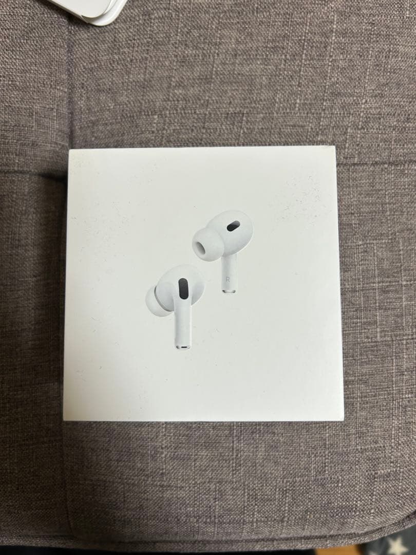 即購入⭕️値段交渉⭕️ AirPods Pro 2世代 本体 充電ケース付