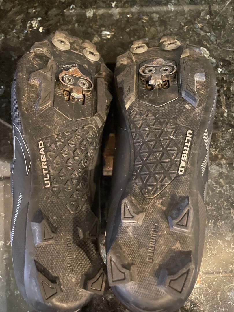 SHIMANO XC7 SH-XC702 （42E、26.5cm）