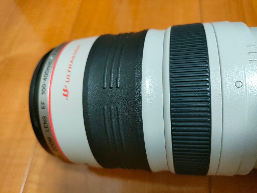 美品Canon EF 100-400mm f/4.5-5.6L IS USM