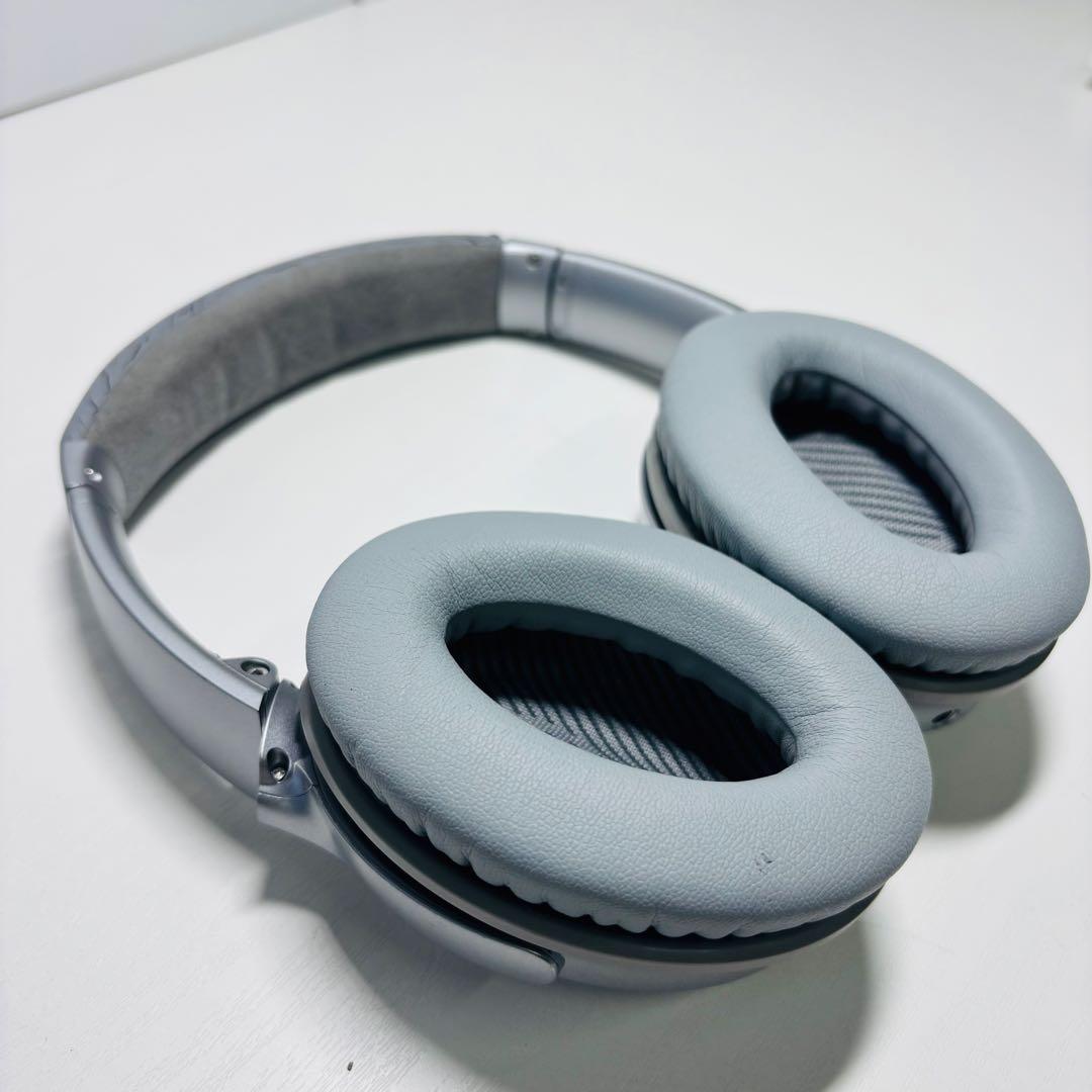 【廃盤品】BOSE Quiet Comfort 35 シルバー