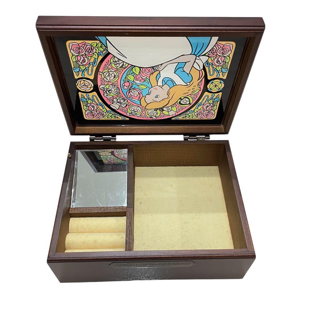 【希少品】アリス・イン・ワンダーランド ジュエリーボックス／オルゴール付き