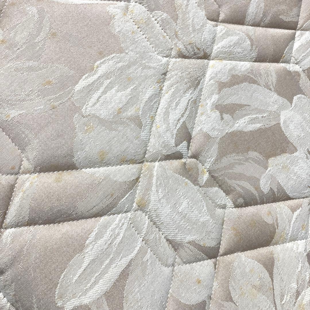 シモンズ　ダブルベッド　ポケットコイルマットレスとフレーム