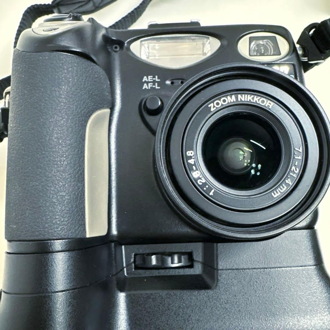 高級コンデジNikon COOLPIX5000動作品MB-E5000セット