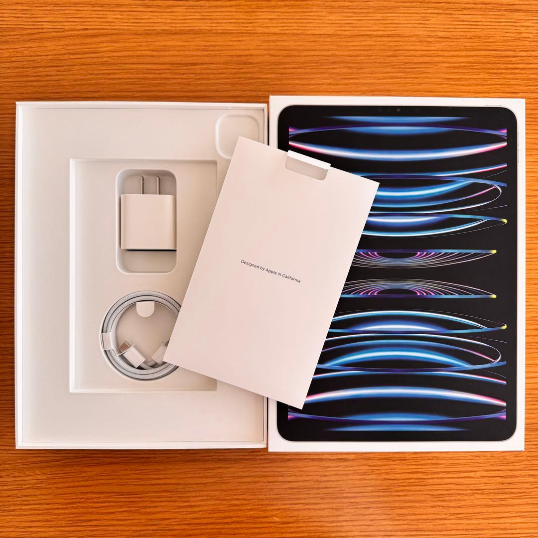 【まみ】Apple iPad Pro 11インチ (第4世代) Wi-Fi