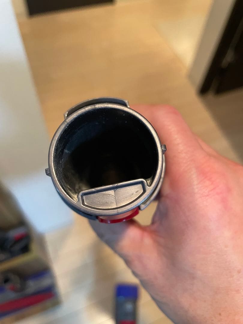 Dyson V8 absolute スティッククリーナー 本体（本日限定）