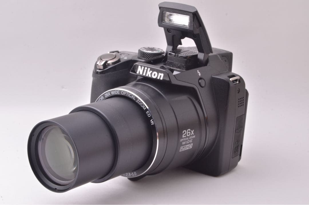 ニコン【簡単スマホ転送OK】Nikon　初心者カメラ　ネオ一眼レフ　P100