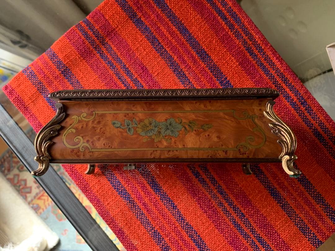 リュージュ　楡のこぶ材に真鍮としろめの象眼