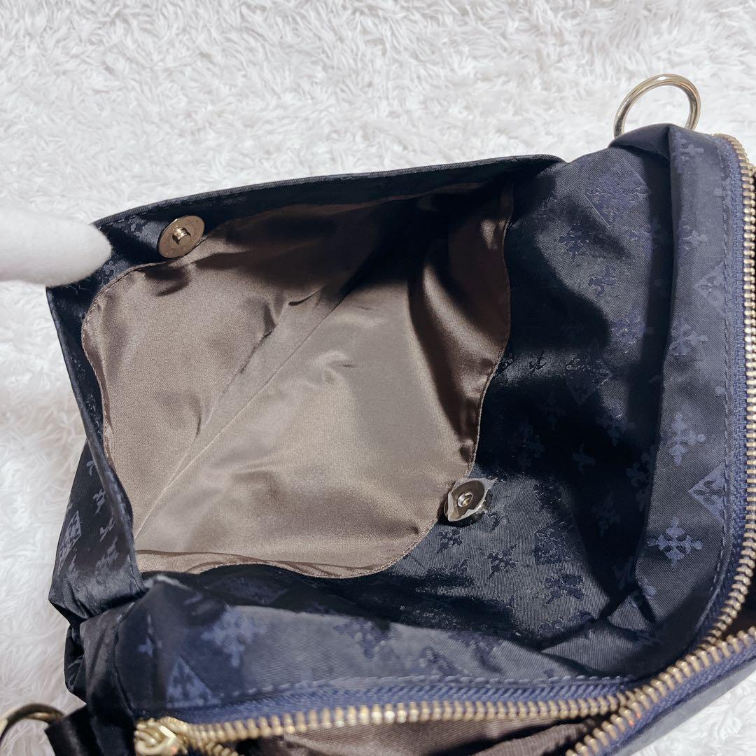 未使用品✨russet ショルダーバッグ　モノグラム　総柄　紺　ロゴ金具　保存袋