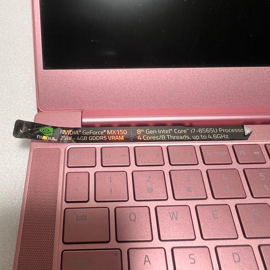 【Razer】Blade Stealth 13 Quartz Pink