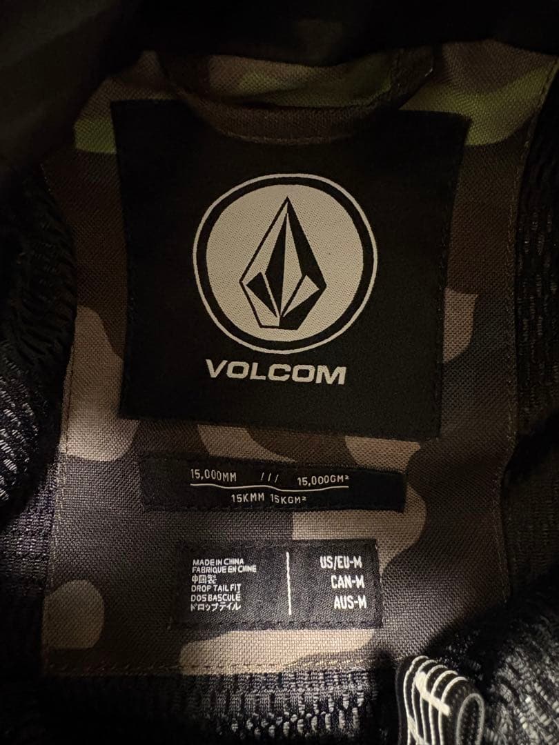 VOLCOM スノーボードウェア　ジャケット M