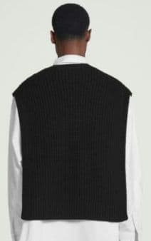 COS ウールカシミヤVネックベスト