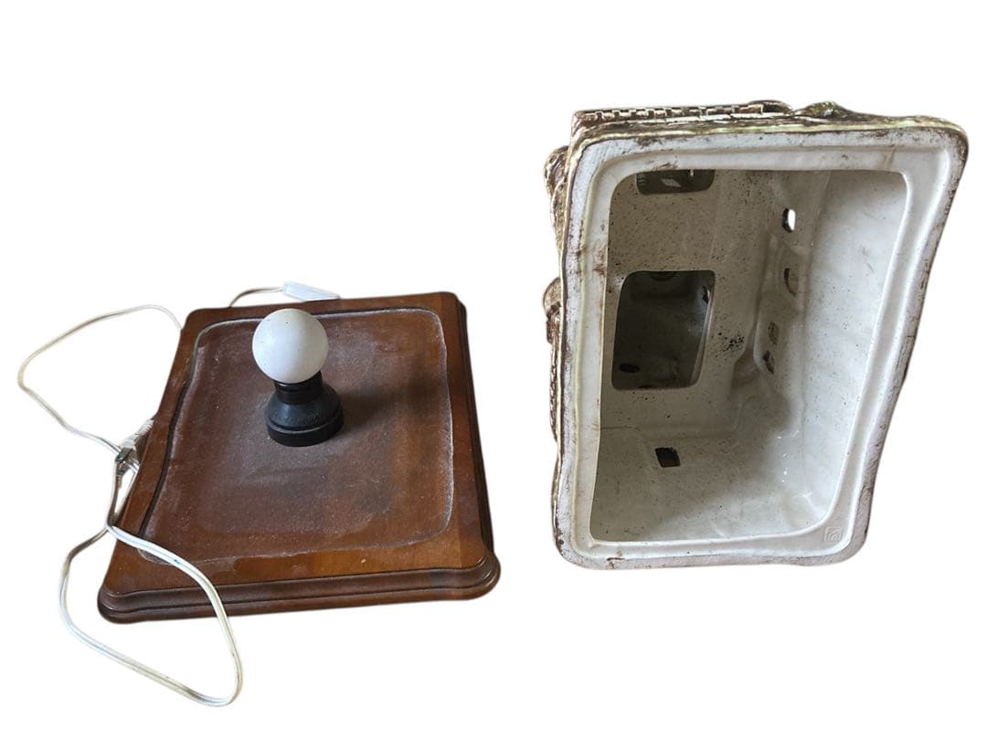 アンティーク⭐︎ライト付き城の陶器、お城、置き物、お洒落