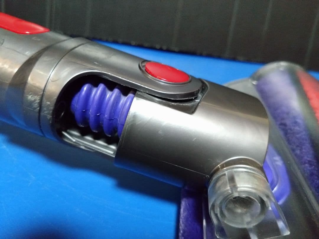 最終値下げ！お買い得！ V10 SV-12 サイクロン式 コードレスクリーナー②
