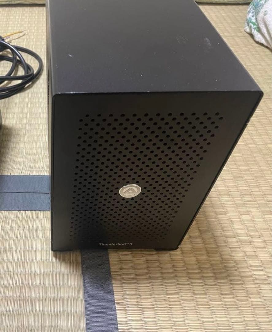 AKiTiO Node eGPUとNVIDIA TITAN X GPU