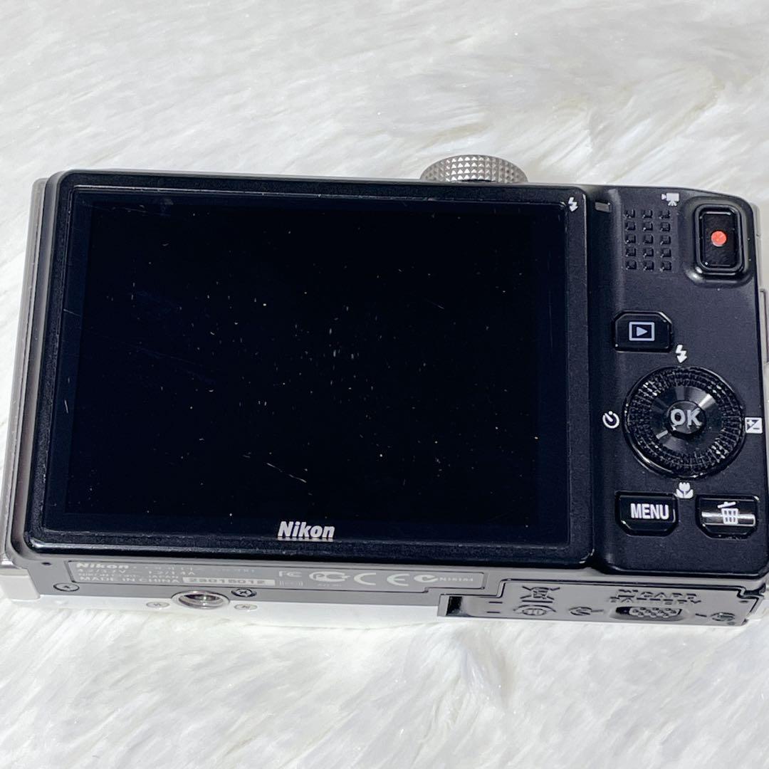 【✨美品✨】Nikon COOLPIX S8200【✨新品バッテリー付き✨】