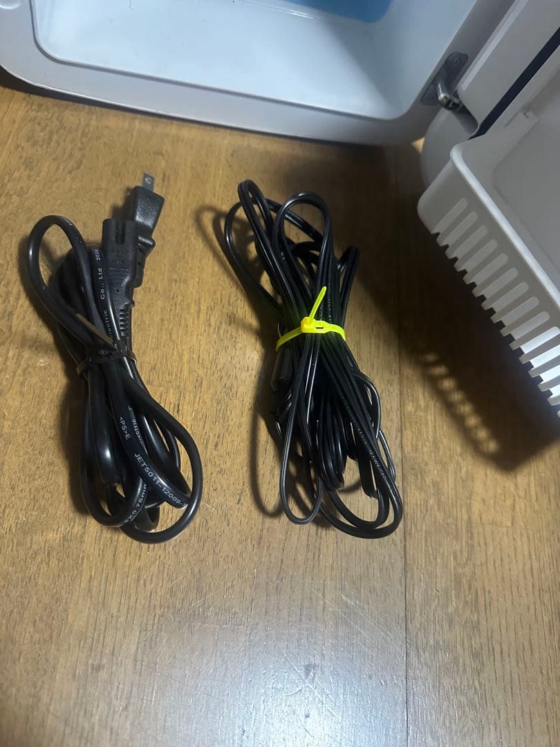 株式会社オーム電機製、温&冷庫13リットル^_−☆